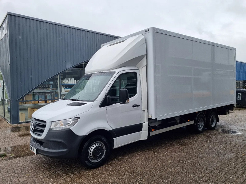 Mercedes-Benz Sprinter 516 CDI BE Clixtar/ Webasto/ 27 KUB/ Nutzlast 3.3T/ 073689 - Dostavno vozilo sa zatvorenim sandukom: slika 4 Mercedes-Benz Sprinter 516 CDI BE Clixtar/ Webasto/ 27 KUB/ Nutzlast 3.3T/ 073689 - Dostavno vozilo sa zatvorenim sandukom: slika 4