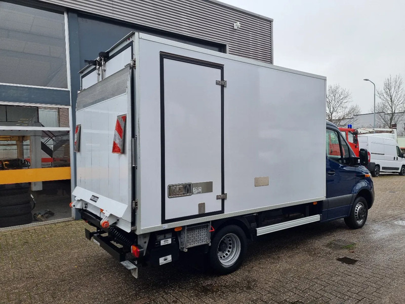 Mercedes-Benz Sprinter 516 CDI Kuhlkoffer -32+22/ TK500 MAX/ LBW/ StBy 380V - Dostavno vozilo hladnjača: slika 2 Mercedes-Benz Sprinter 516 CDI Kuhlkoffer -32+22/ TK500 MAX/ LBW/ StBy 380V - Dostavno vozilo hladnjača: slika 2