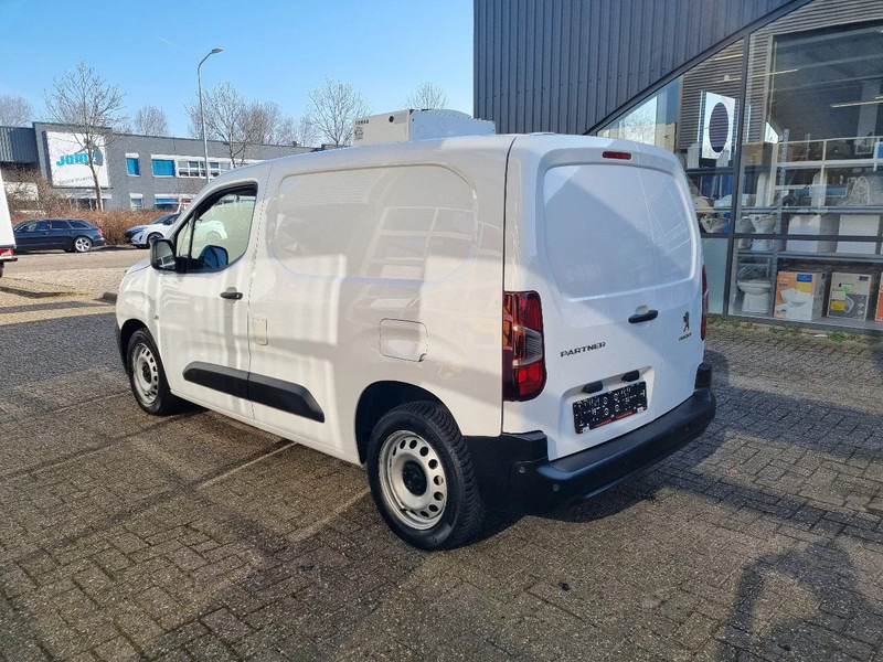 Peugeot Partner 1.5 HDI/Automaat /Koelwagen/ -30 +30/ Standby 230V - Dostavno vozilo hladnjača: slika 5 Peugeot Partner 1.5 HDI/Automaat /Koelwagen/ -30 +30/ Standby 230V - Dostavno vozilo hladnjača: slika 5