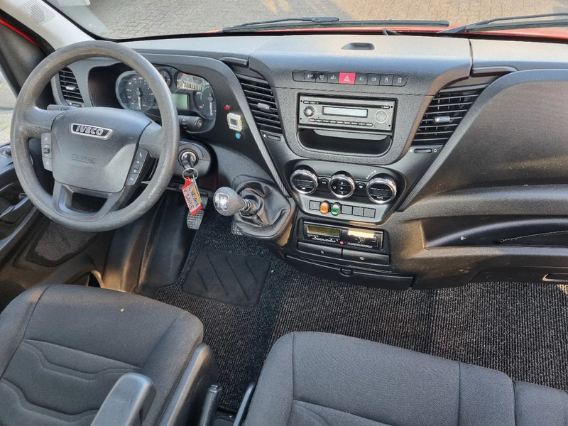 Interior photo 1: Tegljač Iveco Daily 50C21 3.0D/ 204 PS/ 8750 KG