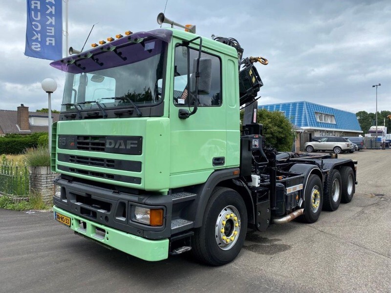 DAF 95 ATi 360 8X2 STEEL SPRING HIAB 166B-2 Duo - Kamion sa dizalicom: slika 5 DAF 95 ATi 360 8X2 STEEL SPRING HIAB 166B-2 Duo - Kamion sa dizalicom: slika 5