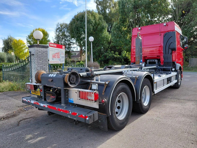 DAF XF 460 Manuel Gearbox 6x2 Container Truck - Kamion sa hidrauličnom kukom: slika 3 DAF XF 460 Manuel Gearbox 6x2 Container Truck - Kamion sa hidrauličnom kukom: slika 3