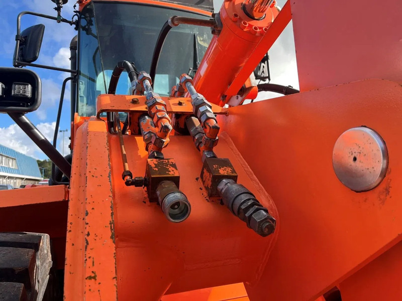 Doosan DL250 - Utovarivač točkaš: slika 4 Doosan DL250 - Utovarivač točkaš: slika 4