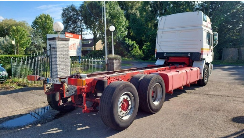 MAN 26.463 26 463 6x2 Chassis Manual - Kamion sa golom šasijom i zatvorenom kabinom: slika 3 MAN 26.463 26 463 6x2 Chassis Manual - Kamion sa golom šasijom i zatvorenom kabinom: slika 3