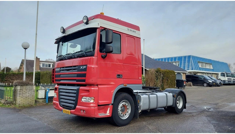 DAF XF 105.460 4x2 HYDRAULIC - Tegljač: slika 1 DAF XF 105.460 4x2 HYDRAULIC - Tegljač: slika 1