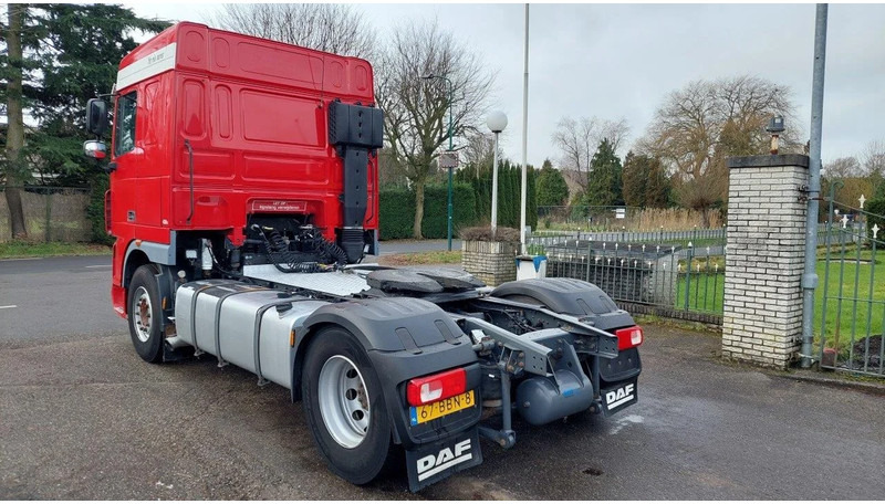 DAF XF 105.460 4x2 HYDRAULIC - Tegljač: slika 4 DAF XF 105.460 4x2 HYDRAULIC - Tegljač: slika 4