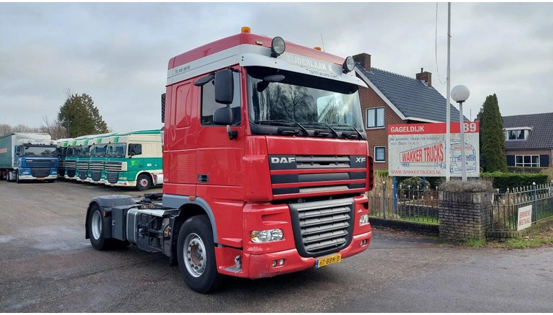 DAF XF 105.460 4x2 HYDRAULIC - Tegljač: slika 2 DAF XF 105.460 4x2 HYDRAULIC - Tegljač: slika 2