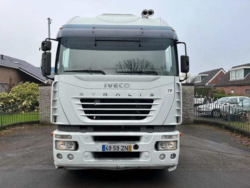 Iveco Stralis 440.48 MANUAL ZF GEARBOX ORIGINAL LOW MILEAGE - Tegljač: slika 2 Iveco Stralis 440.48 MANUAL ZF GEARBOX ORIGINAL LOW MILEAGE - Tegljač: slika 2