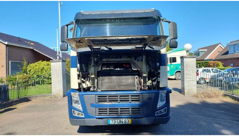 Tegljač Volvo FH 12.420: slika 6