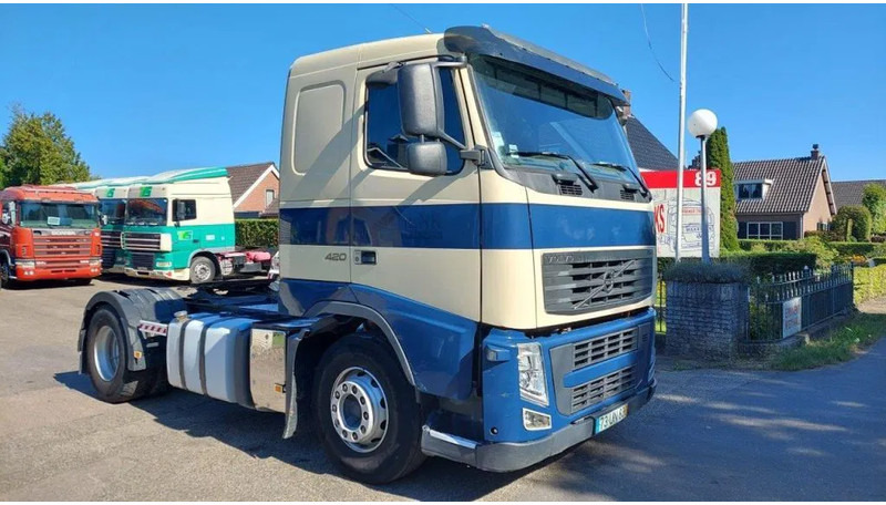 Volvo FH 12.420 - Tegljač: slika 2 Volvo FH 12.420 - Tegljač: slika 2