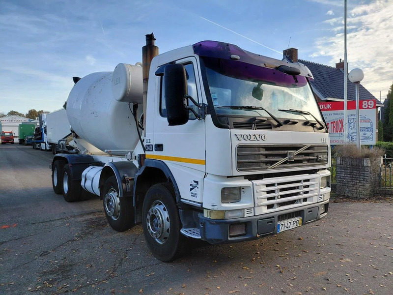 Volvo FM 12.340 8x4 Mixer Steel Suspension - Mikser za beton: slika 2 Volvo FM 12.340 8x4 Mixer Steel Suspension - Mikser za beton: slika 2