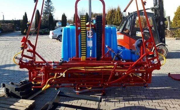 BIARZDKI Opryskiwacz zawieszany 1000 l / 15 - Prskalica montirana na traktor: slika 4 BIARZDKI Opryskiwacz zawieszany 1000 l / 15 - Prskalica montirana na traktor: slika 4