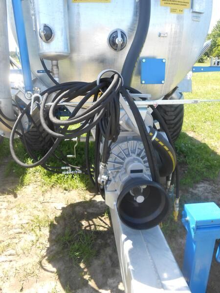 MEPROZET Güllefässer/ Slurry tank/ Beczkowóz T-528/5 (PN60/3) - Cisterna za osoku: slika 3 MEPROZET Güllefässer/ Slurry tank/ Beczkowóz T-528/5 (PN60/3) - Cisterna za osoku: slika 3