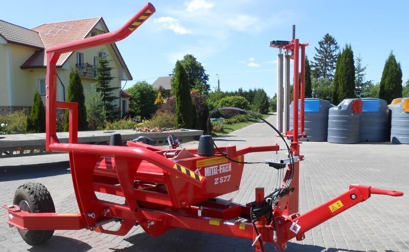 METAL-FACH Owijarka do bel Z577/ Samozaładowcza - Omotač za bale: slika 4 METAL-FACH Owijarka do bel Z577/ Samozaładowcza - Omotač za bale: slika 4