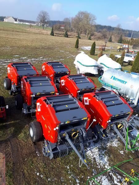 METAL-FACH Prasa Belująca/ πρέσα για σφυρίχτρα/ / Prensa de balas - Omotač za bale: slika 4 METAL-FACH Prasa Belująca/ πρέσα για σφυρίχτρα/ / Prensa de balas - Omotač za bale: slika 4