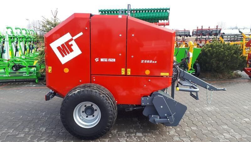 METAL-FACH Prasa Belująca/ πρέσα για σφυρίχτρα/ / Prensa de balas - Omotač za bale: slika 5 METAL-FACH Prasa Belująca/ πρέσα για σφυρίχτρα/ / Prensa de balas - Omotač za bale: slika 5