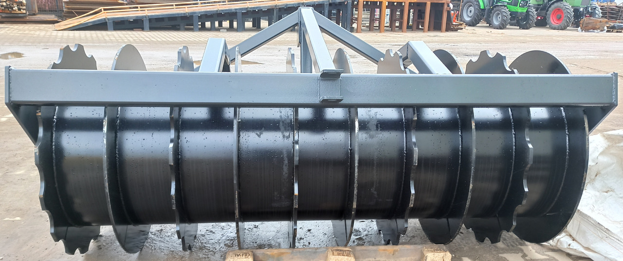 METAL-TECHNIK Wał pryzmowy - Valjak za poljoprivredu: slika 5 METAL-TECHNIK Wał pryzmowy - Valjak za poljoprivredu: slika 5