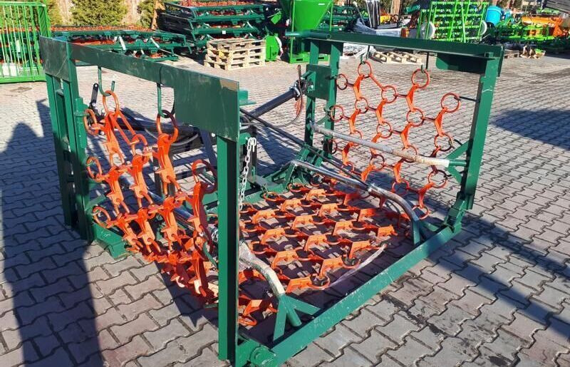 Metal-Technik WŁÓKA ŁĄKOWA 4M - Lančana drljača: slika 1 Metal-Technik WŁÓKA ŁĄKOWA 4M - Lančana drljača: slika 1