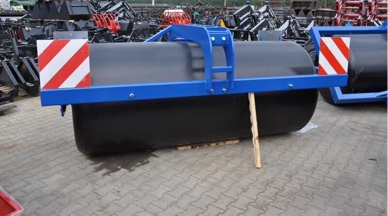 Metal-Technik Wał 2.7 m łąkowo-polowy - Valjak za poljoprivredu: slika 3 Metal-Technik Wał 2.7 m łąkowo-polowy - Valjak za poljoprivredu: slika 3