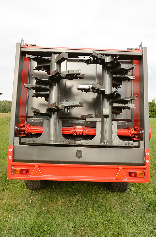 Roltrans N250/4 JAMNIK - Rasipač prirodnog đubirva: slika 3 Roltrans N250/4 JAMNIK - Rasipač prirodnog đubirva: slika 3