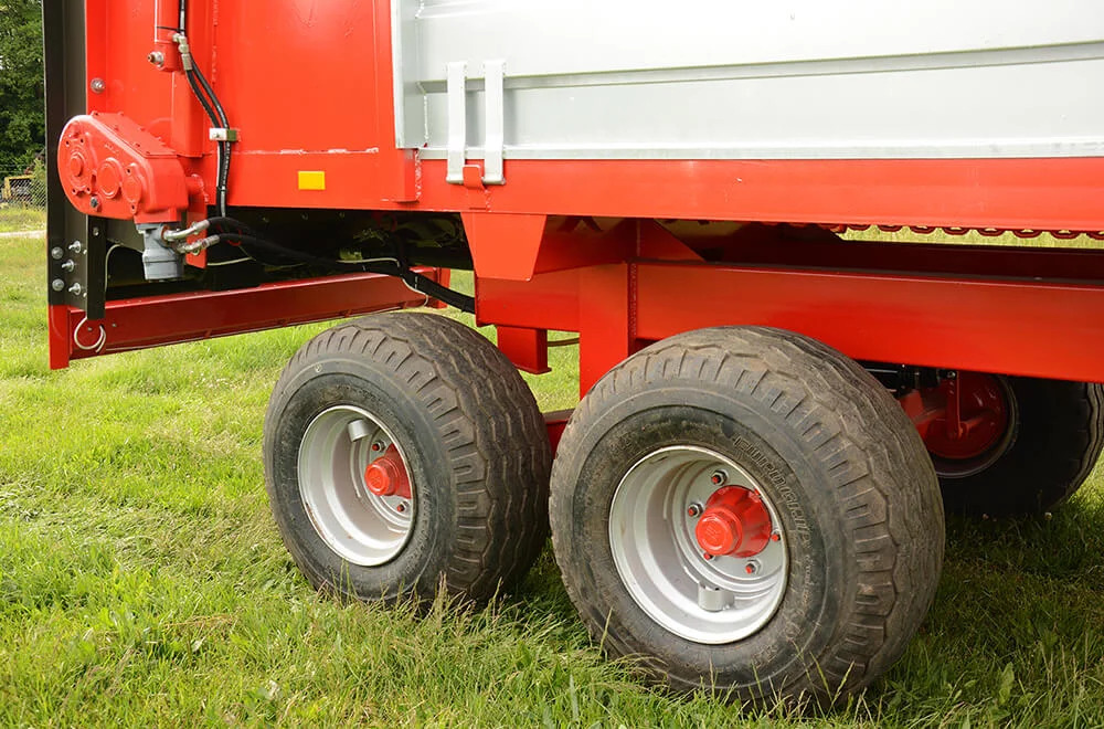 Roltrans N250/4 JAMNIK - Rasipač prirodnog đubirva: slika 2 Roltrans N250/4 JAMNIK - Rasipač prirodnog đubirva: slika 2