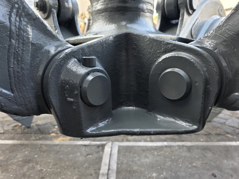 Liebherr gm 70 800l scrap grab liebherr lh mehrschalengreifer - Kuka: slika 5 Liebherr gm 70 800l scrap grab liebherr lh mehrschalengreifer - Kuka: slika 5