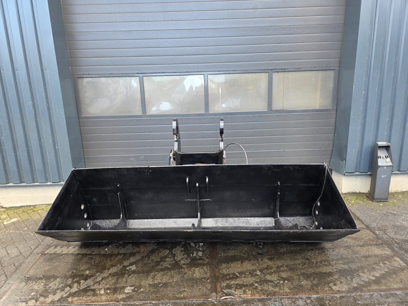 Verachtert cw55s kantelbak cw55 tilting bucket - Kašika za Građevinska mašina: slika 1 Verachtert cw55s kantelbak cw55 tilting bucket - Kašika za Građevinska mašina: slika 1