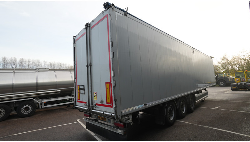 Knapen 3 AXLE WALKING FLOOR TRAILER - Poluprikolica sa pokretnim podom: slika 5 Knapen 3 AXLE WALKING FLOOR TRAILER - Poluprikolica sa pokretnim podom: slika 5