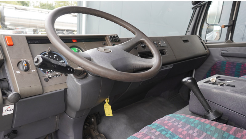 Mercedes-Benz 814 MACHINE TRANSPORTER 409.000KM - Kamion sa tovarnim sandukom: slika 5 Mercedes-Benz 814 MACHINE TRANSPORTER 409.000KM - Kamion sa tovarnim sandukom: slika 5