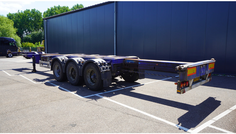 Pacton 3 AXLE MULTI CONTAINER TRANSPORT TRAILER EXTENDABLE 45 FT - Poluprikolica za prevoz kontejnera/ Poluprikolica sa promenjivim sandukom: slika 4 Pacton 3 AXLE MULTI CONTAINER TRANSPORT TRAILER EXTENDABLE 45 FT - Poluprikolica za prevoz kontejnera/ Poluprikolica sa promenjivim sandukom: slika 4