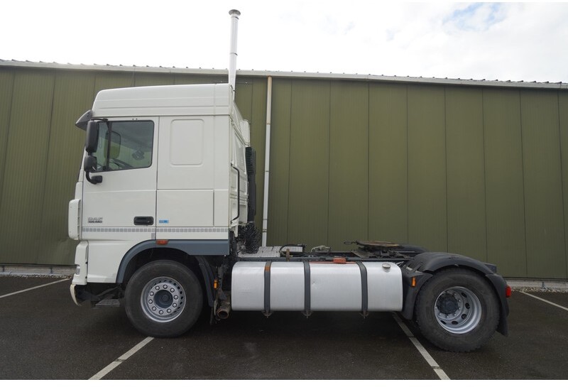 DAF XF 105.460 FT SPACECAB RETARDER PTO - Tegljač: slika 1 DAF XF 105.460 FT SPACECAB RETARDER PTO - Tegljač: slika 1