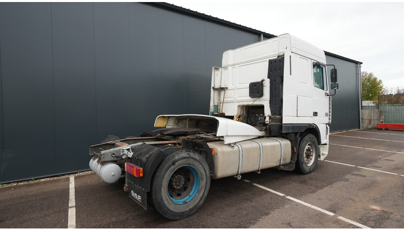 Tegljač DAF XF 95.380 SC MANUAL GEARBOX EURO 3: slika 7