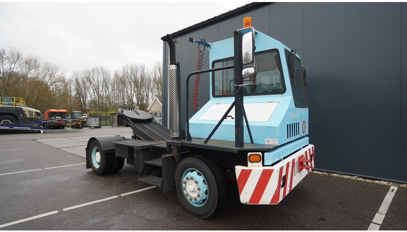 Kalmar ST 122 TERMINAL TRUCK 25 KM - Tegljač: slika 4 Kalmar ST 122 TERMINAL TRUCK 25 KM - Tegljač: slika 4