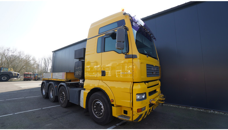 MAN TGA 41.530 8X4 PUSH AND PULL 180 TON'S RETARDER 310.100KM - Tegljač: slika 4 MAN TGA 41.530 8X4 PUSH AND PULL 180 TON'S RETARDER 310.100KM - Tegljač: slika 4