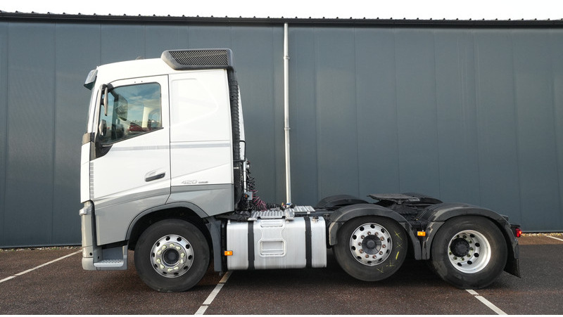 Volvo FH 420 6X2 ADR 881.000KM - Tegljač: slika 1 Volvo FH 420 6X2 ADR 881.000KM - Tegljač: slika 1