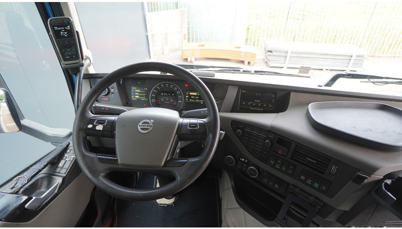 Volvo FH 540 6X4 EURO 6 GLOBETROTTER - Tegljač: slika 5 Volvo FH 540 6X4 EURO 6 GLOBETROTTER - Tegljač: slika 5