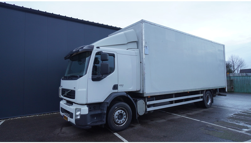 Volvo FE 280 CLOSED BOX 354.000KM MANUAL GEARBOX - Kamion sa zatvorenim sandukom: slika 3 Volvo FE 280 CLOSED BOX 354.000KM MANUAL GEARBOX - Kamion sa zatvorenim sandukom: slika 3