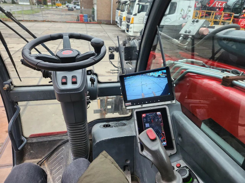 MAGNI RTH5.39S, 39m,8807H, 5000kg, 2016, Airco, Remote, Like new - Utovarivač: slika 2 MAGNI RTH5.39S, 39m,8807H, 5000kg, 2016, Airco, Remote, Like new - Utovarivač: slika 2