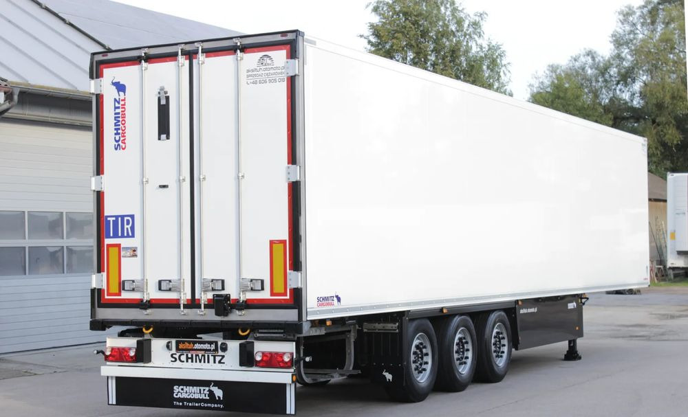 Schmitz Cargobull FP 60 V7 Thermo King SLXi 300 / JAK NOWA / ŚCIANA 7 CM / - Poluprikolica hladnjače: slika 2 Schmitz Cargobull FP 60 V7 Thermo King SLXi 300 / JAK NOWA / ŚCIANA 7 CM / - Poluprikolica hladnjače: slika 2