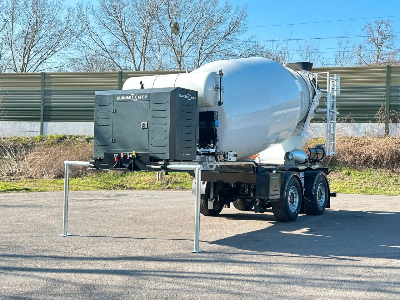 EUROMIX MTP - 10m³ Betonmischer-Auflieger - Mikser za beton: slika 3 EUROMIX MTP - 10m³ Betonmischer-Auflieger - Mikser za beton: slika 3