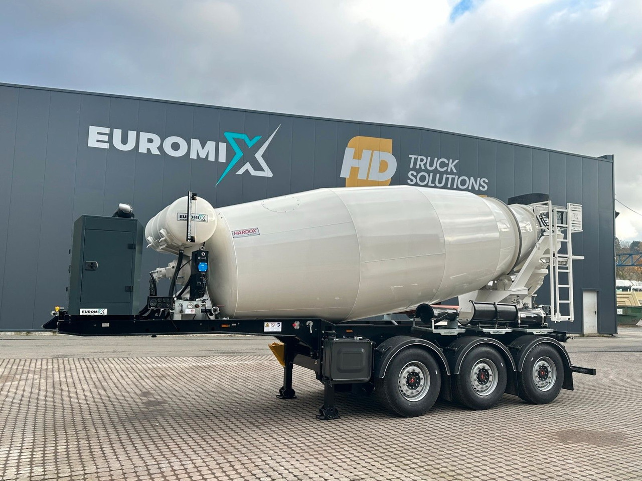 EUROMIX MTP - 12m³ Betonmischer-Auflieger - Mikser za beton: slika 2 EUROMIX MTP - 12m³ Betonmischer-Auflieger - Mikser za beton: slika 2