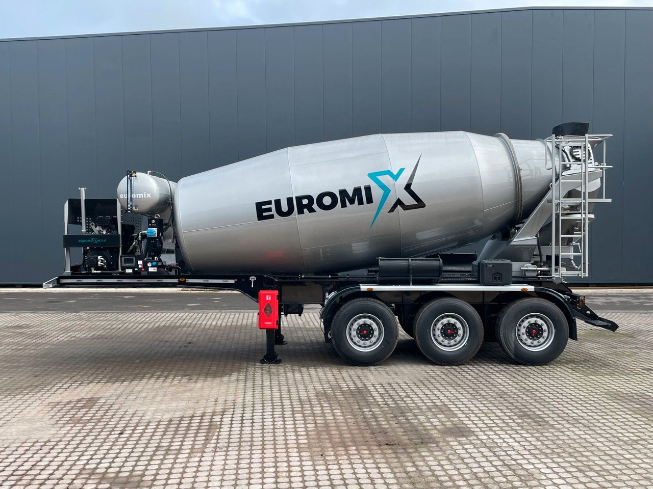 EUROMIX MTP - 12m³ Betonmischer-Auflieger - Mikser za beton: slika 1 EUROMIX MTP - 12m³ Betonmischer-Auflieger - Mikser za beton: slika 1