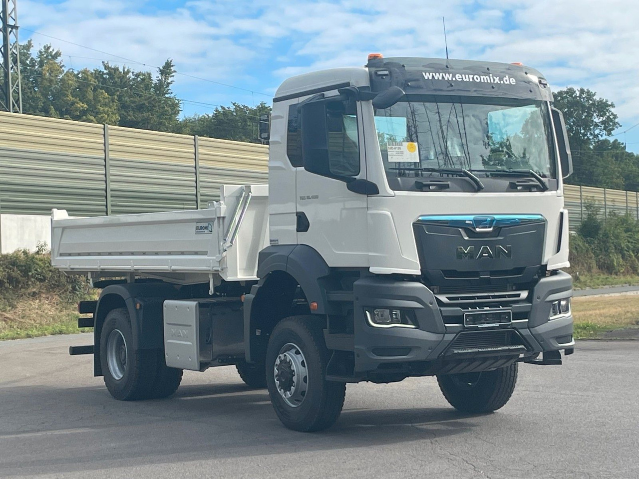 MAN TGS 18.400 TG3 4x4 Euro6e 3-Seiten-Kippe Euromix - Istovarivač: slika 3 MAN TGS 18.400 TG3 4x4 Euro6e 3-Seiten-Kippe Euromix - Istovarivač: slika 3