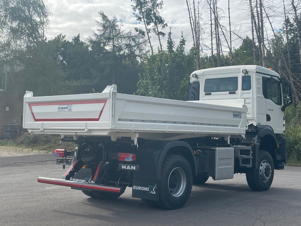MAN TGS 18.400 TG3 4x4 Euro6e 3-Seiten-Kippe Euromix - Istovarivač: slika 4 MAN TGS 18.400 TG3 4x4 Euro6e 3-Seiten-Kippe Euromix - Istovarivač: slika 4