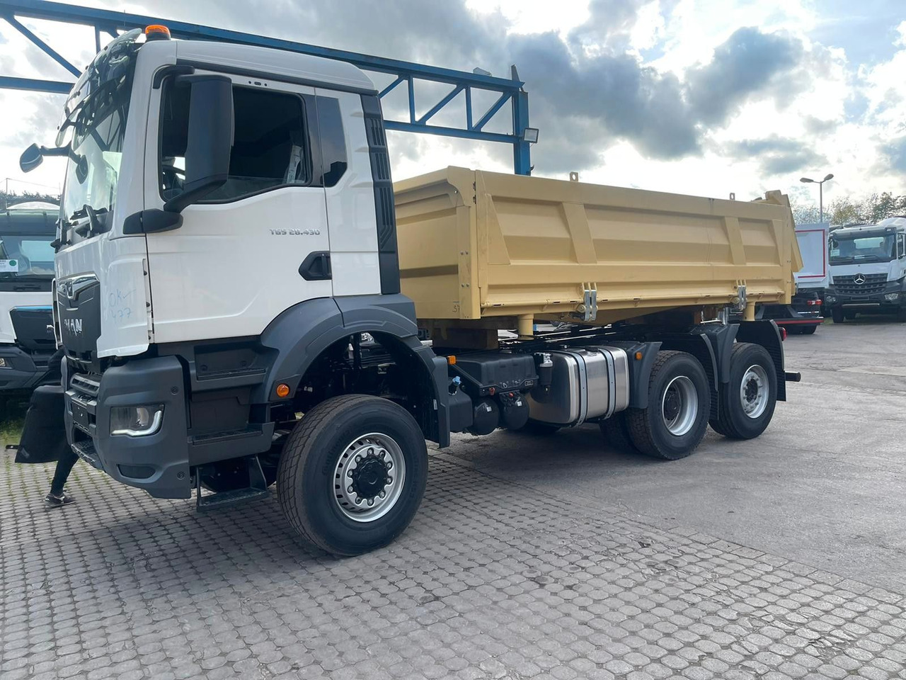 MAN TGS 28.440 6x4-4 / 3-Seiten- Kipper EuromixMTP - Istovarivač: slika 1 MAN TGS 28.440 6x4-4 / 3-Seiten- Kipper EuromixMTP - Istovarivač: slika 1