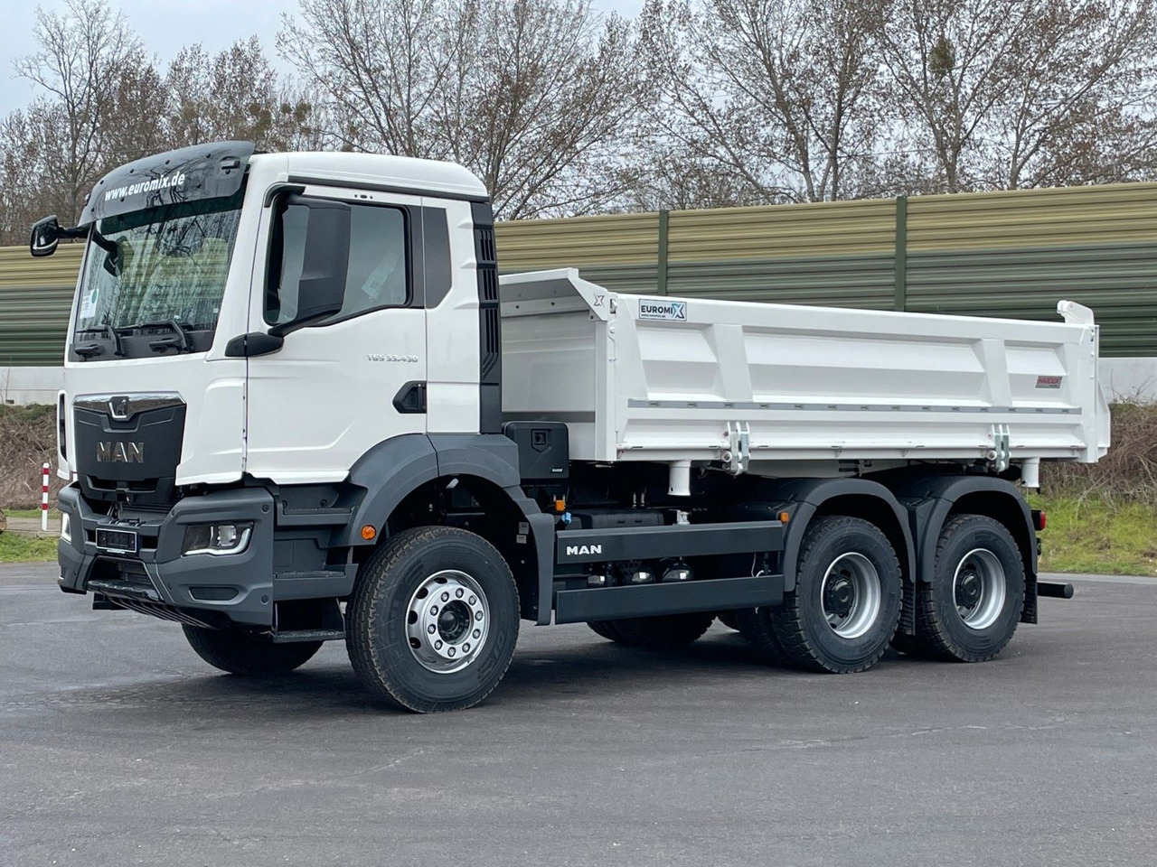 MAN TGS 33.440 6x4 /Euro6 3-Seiten-Kipper EuromixMTP - Istovarivač: slika 1 MAN TGS 33.440 6x4 /Euro6 3-Seiten-Kipper EuromixMTP - Istovarivač: slika 1