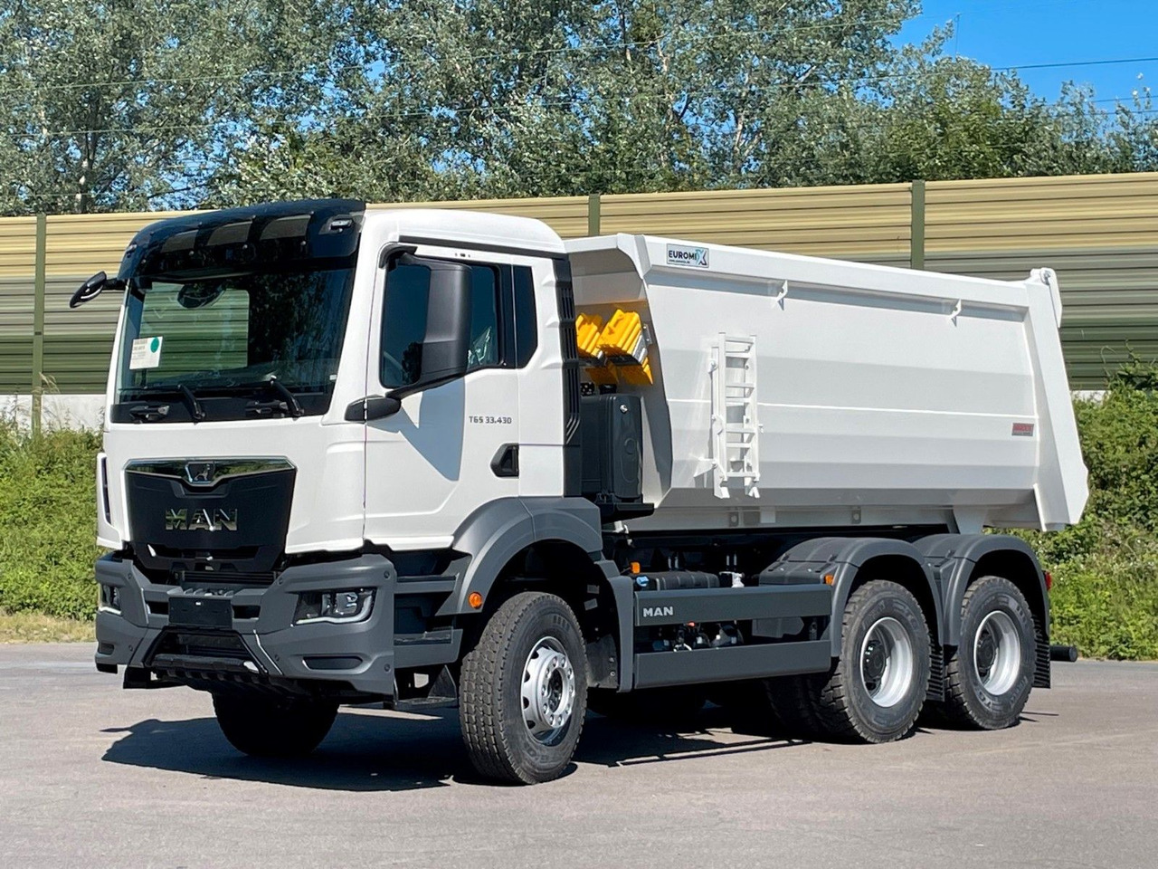 MAN TGS 33.440 6x4/Euro6e EuromixMTP Mulden-Kipper - Istovarivač: slika 1 MAN TGS 33.440 6x4/Euro6e EuromixMTP Mulden-Kipper - Istovarivač: slika 1