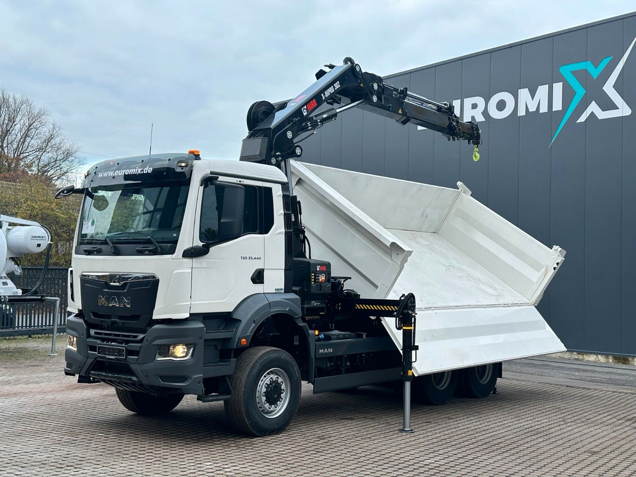 MAN TGS 33.440 6x6 /3-Seiten- Kipper / Kran HIAB 302 - Istovarivač, Kamion sa dizalicom: slika 5 MAN TGS 33.440 6x6 /3-Seiten- Kipper / Kran HIAB 302 - Istovarivač, Kamion sa dizalicom: slika 5