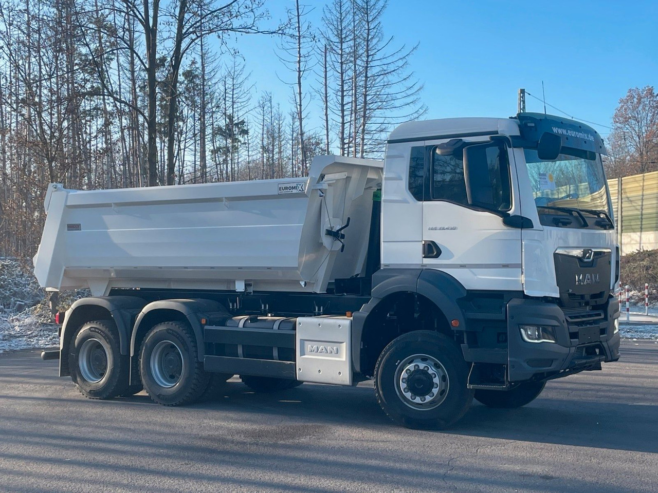 MAN TGS 33.440 6x6 /Euro6e Mulden-Kipper EuromixMTP - Istovarivač: slika 1 MAN TGS 33.440 6x6 /Euro6e Mulden-Kipper EuromixMTP - Istovarivač: slika 1