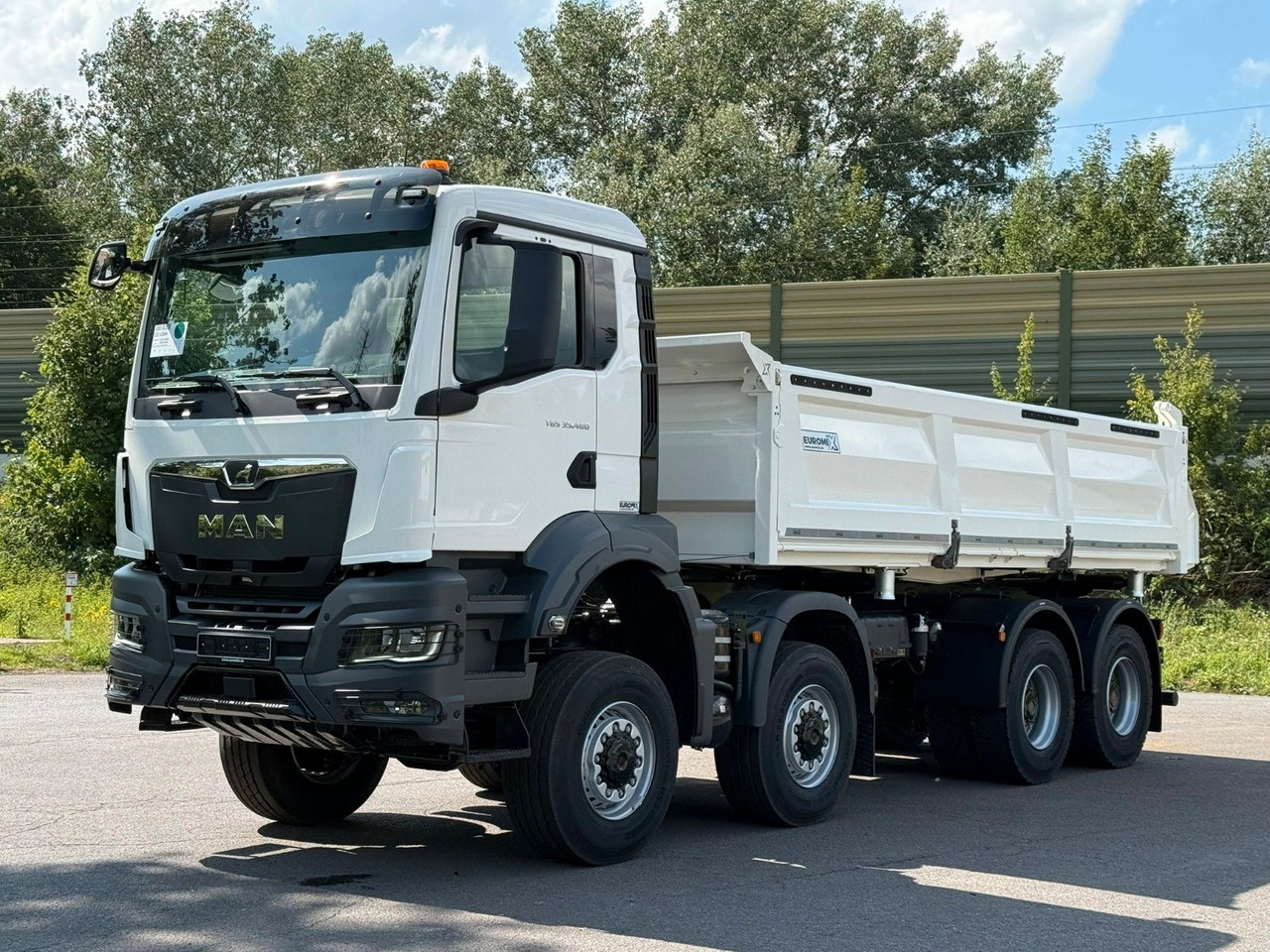 MAN TGS 35.480 8x6 EuromixMTP 3-Seiten-Kipper - Istovarivač: slika 1 MAN TGS 35.480 8x6 EuromixMTP 3-Seiten-Kipper - Istovarivač: slika 1